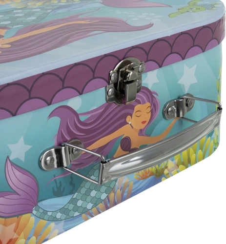 Practical metal suitcase for carrying