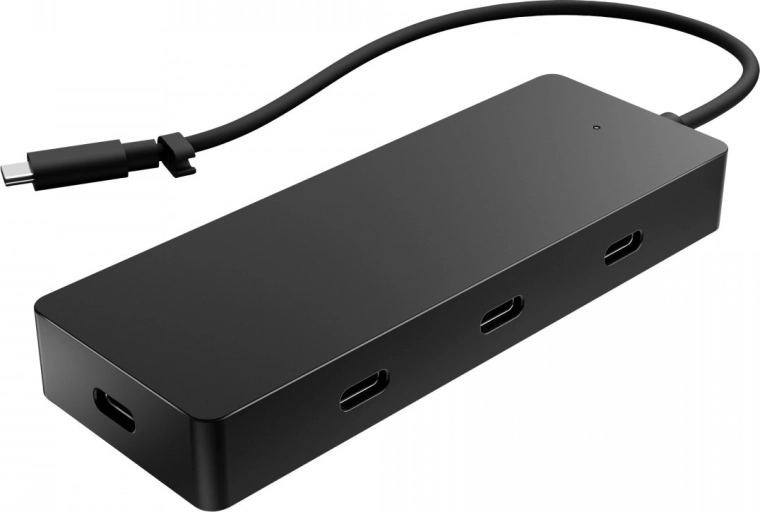 Četri universāli USB‑C porti
