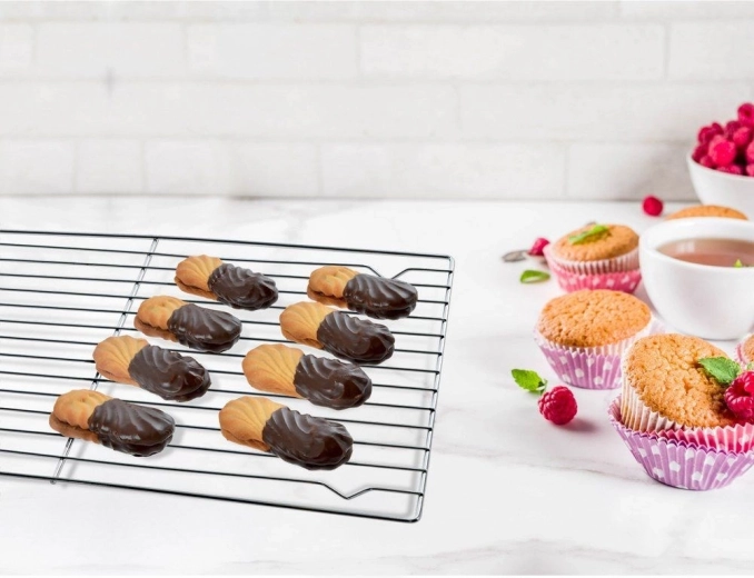 Ideāli dekorēšanai un kā paliktnis karstiem traukiem