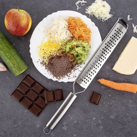 Assa un vienmērīga rīvēšana