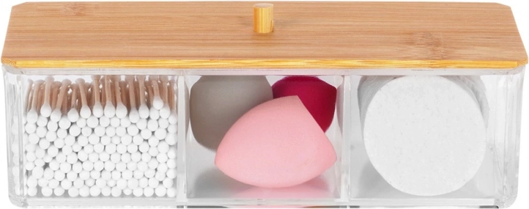 Bamboo lid protects against dust
