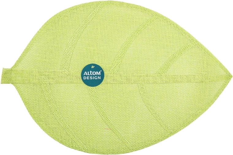 Fresh green color for a spring atmosphere