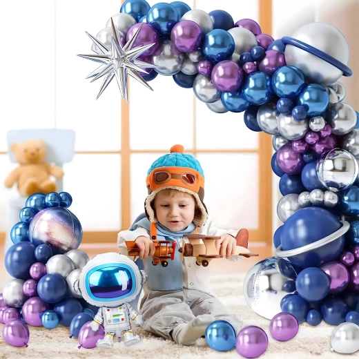 Astronaut Balloon Garland 108 pieces