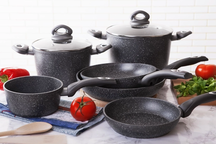 Dyflon non-stick coating with a stone effect