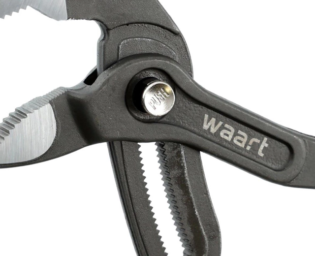 Self-clamping without slipping