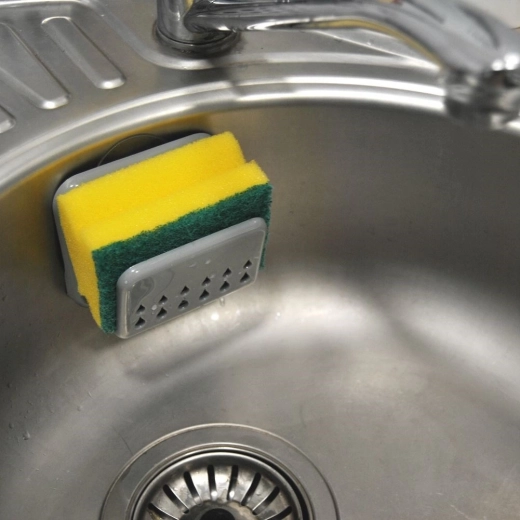 Compact holder with sponge included