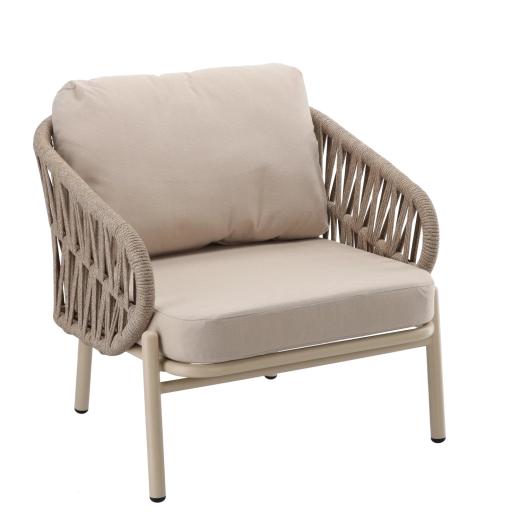 Exceptional comfort with 10 cm cushions