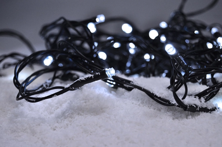 Solight LED āra Ziemassvētku gaismas virtene 200 LED 10 m auksti balta
