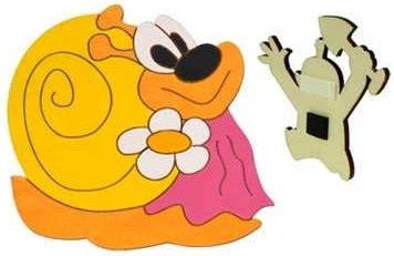 Koka dekoratīvais magnētiņš Gliemezis