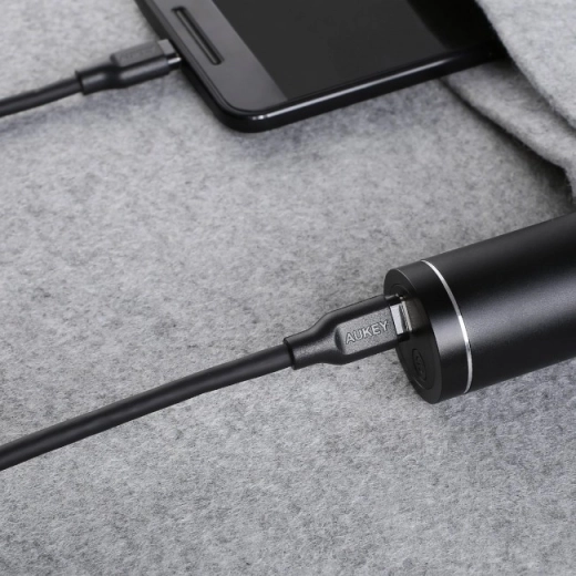 Ātrā uzlāde līdz 60 W ar Power Delivery