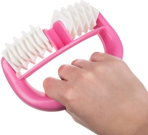 Rokas masieris ar dubultiem rullīšiem