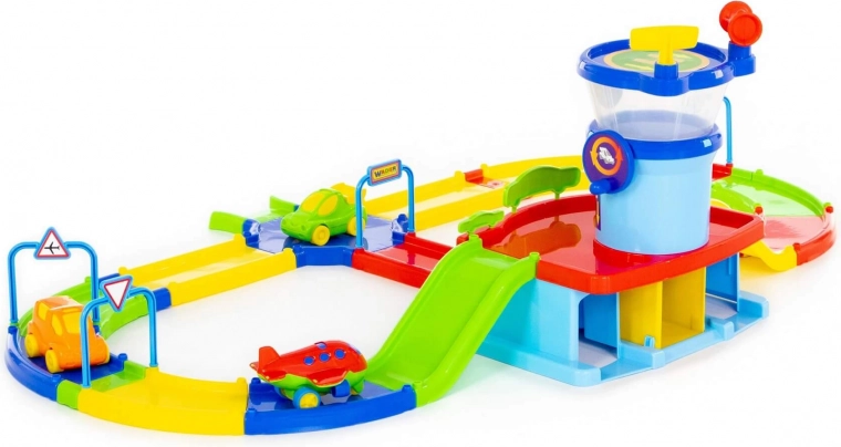 Vadības tornis un terminālis reālistiskai spēlei