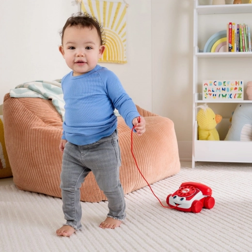 Pull-along fun for first steps
