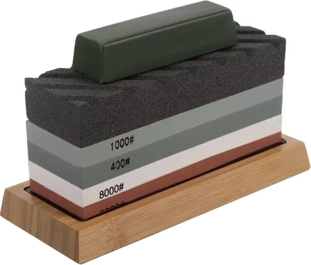 Stabila bambusa pamatne un pretbuksēšana