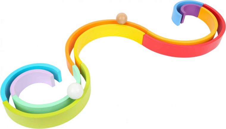 Komplektā 2 koka bumbiņas