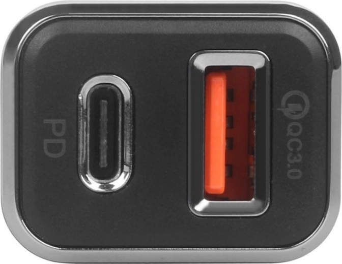 Dubults izejas ports USB‑C + USB‑A