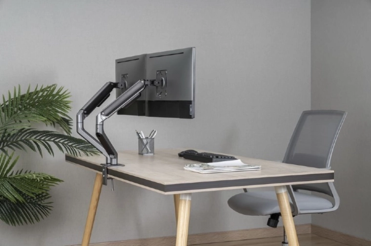 Secure mounting and tidy cables