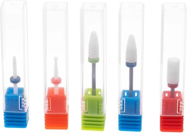 Universāla saderība un higiēnisks futrālis