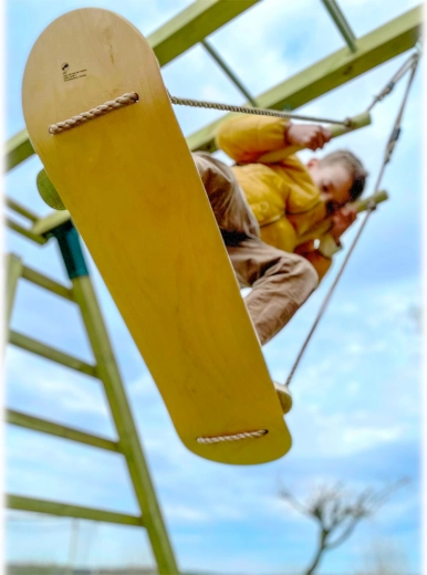 Šūpošanās kā uz skeitborda