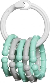 Viegli satverams mazām rociņām