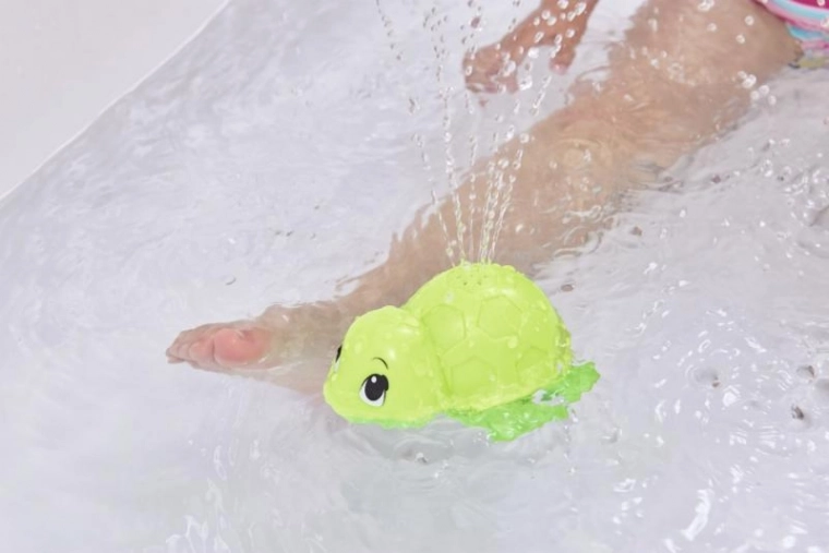 Peld un šļaksta ūdeni maksimālai izklaidei