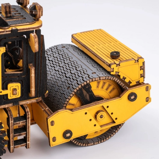 Precīzas koka detaļas un viegla montāža