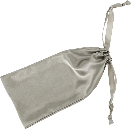 Praktisks satīna maciņš