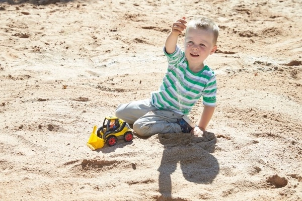 Izturīga konstrukcija spēlei mājās un ārā