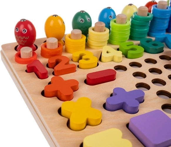 Mācīšanās caur spēli: cipari, krāsas un formas