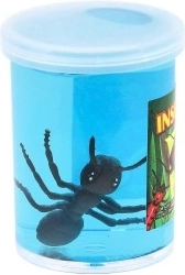 Reālistiskas kukaiņu figūriņas