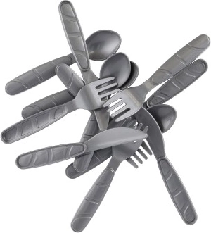 Šķīvji un galda piederumi pilnvērtīgai pasniegšanai