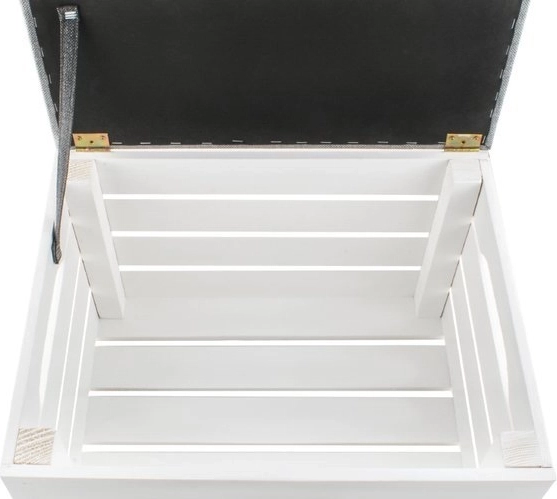 Gudra glabātuve zem atveramā vāka