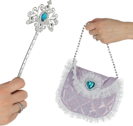 Burvju nūjiņa un eleganta somiņa