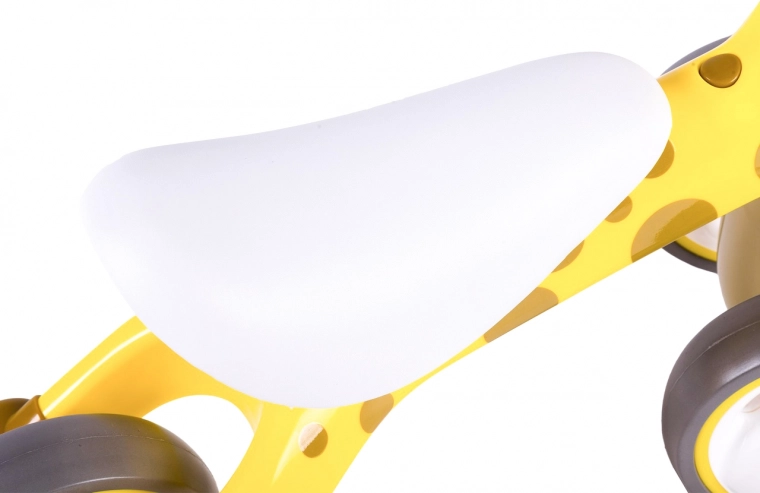 Comfortable foam handlebars and soft saddle