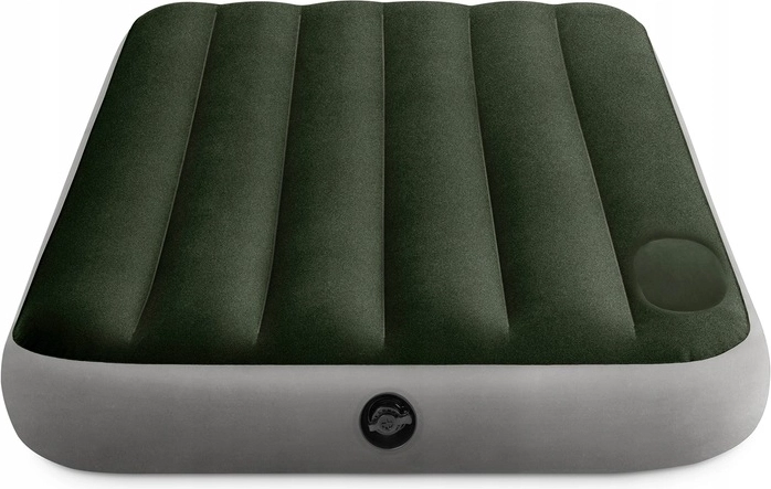 Patīkama floka (samtaina) virsma un izturīgs PVC