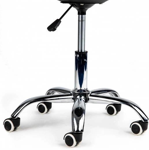 Stabila hromēta pamatne ar gumotām riteņgalvām