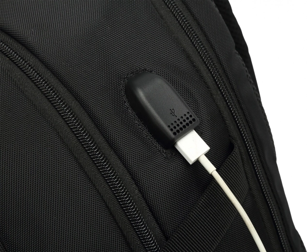 Praktisks USB ports