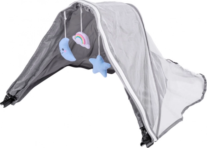 Nojume ar moskītu tīklu un karināmām rotaļlietām