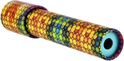 Rotaļīgi dizaini jauktos motīvos