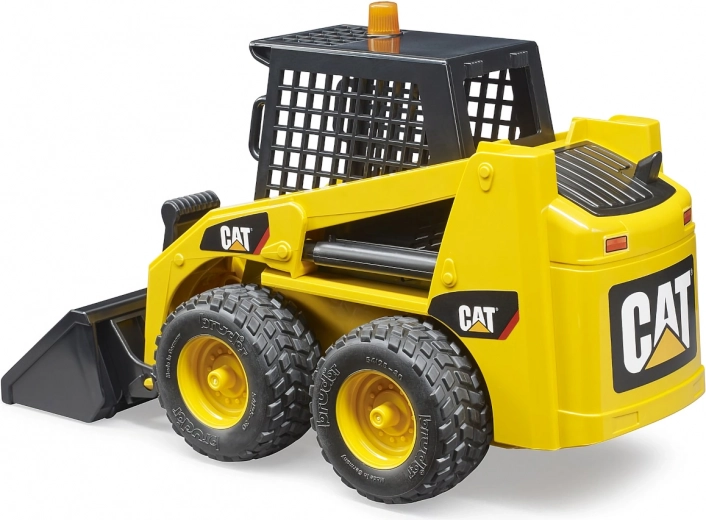 Mērogs 1:16 un saderība ar BRUDER piederumiem