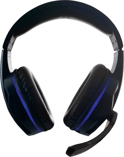 Headphones with microphone for clear team communication