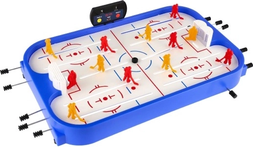 Autentiska hokeja darbība uz galda