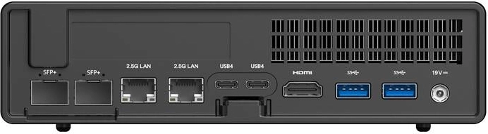 Professional connectivity: 2× 10Gb SFP+ and 2× USB4