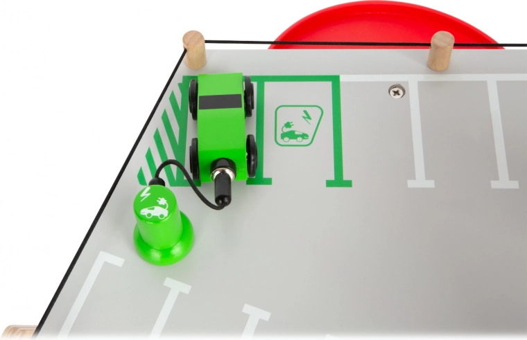 Servisa zona: sūknis, uzlāde un pacēlājs