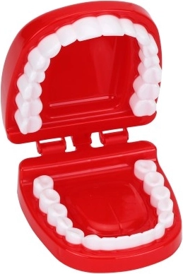 Reālistiska zobārsta spēle