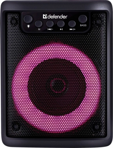 FM radio un AUX maksimālai universālībai