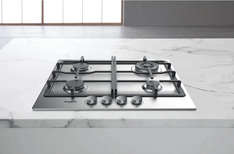 Cast-iron grates and easy maintenance