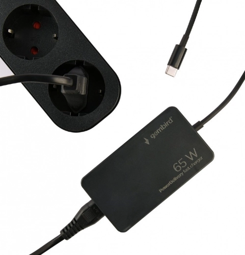 Integrated USB‑C cable