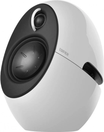 Hi‑Res sound with detailed highs and full bass