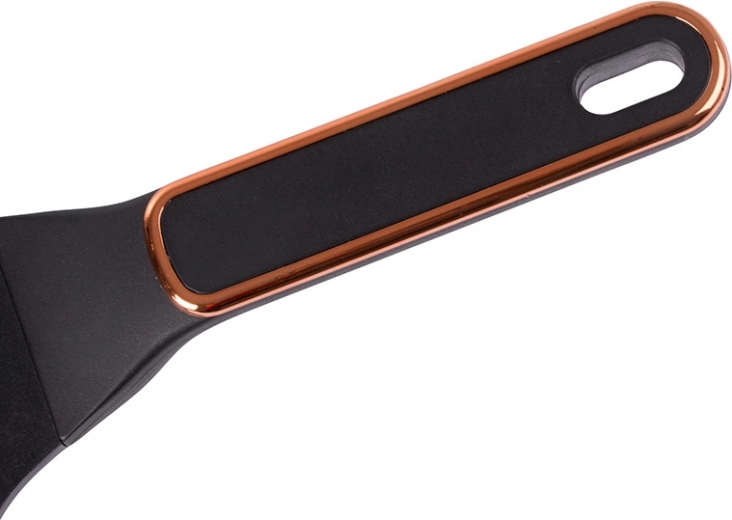 Ergonomisks rokturis drošam satvērienam